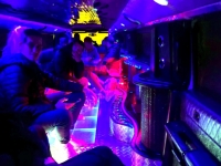 Hummer Limo Rit Met Striptease